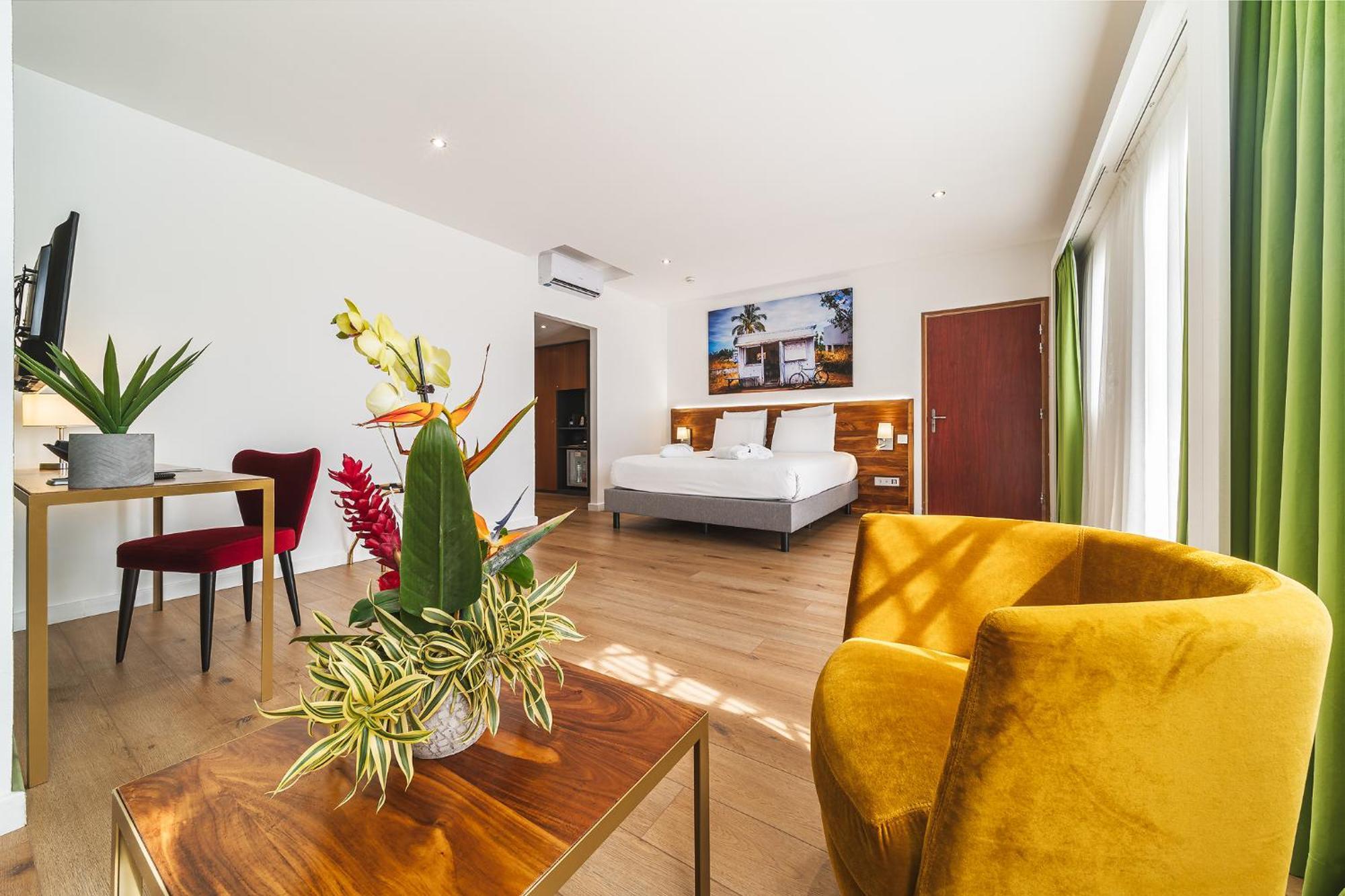 Hotel Exsel Creolia Сен-Дени Экстерьер фото