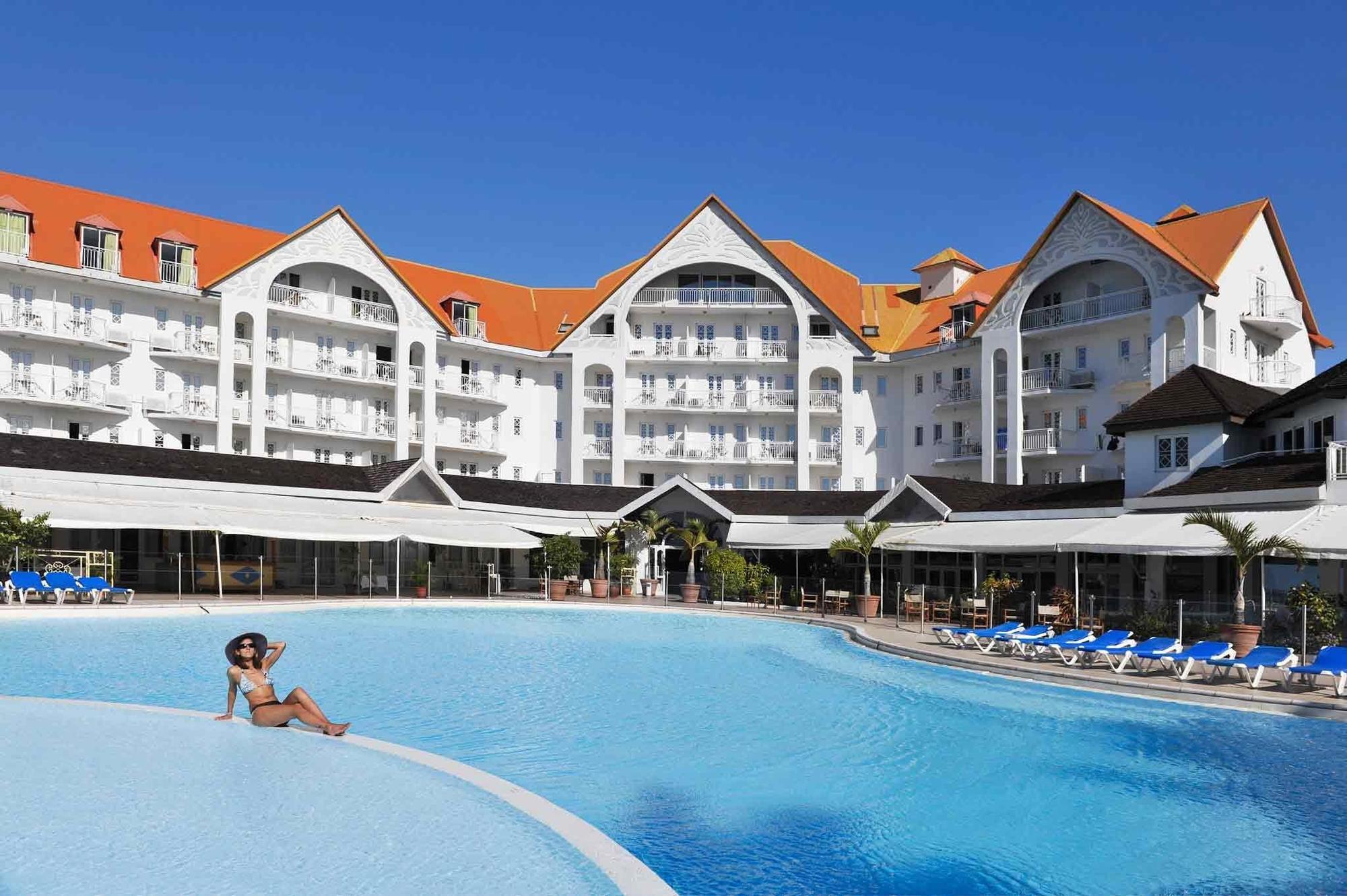 Hotel Exsel Creolia Сен-Дени Экстерьер фото